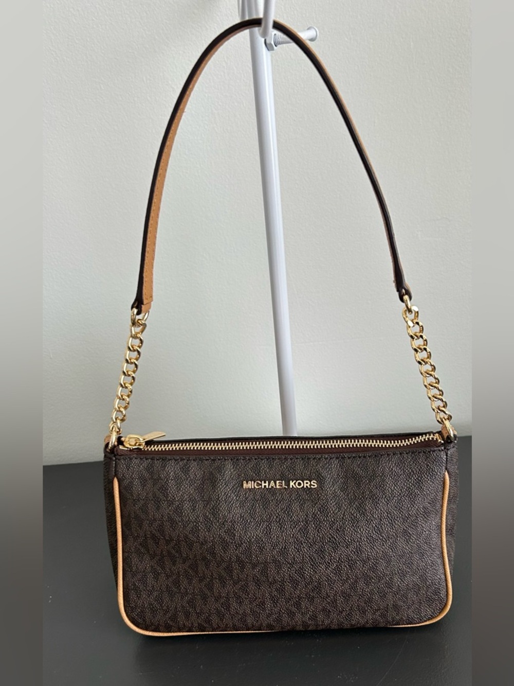 Michael Kors Brown Signature Logo Shoulder Bag Gold Chain Small Baguette - Picture 3 of 10